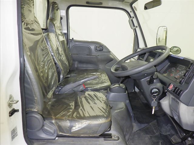 2019 Isuzu Elf Flatbed auction photo 5