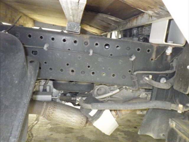 2019 Isuzu Elf Flatbed auction photo 4