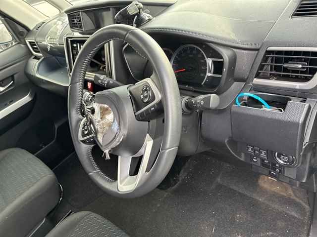 2021 Toyota Roomy カスタムG auction photo 3