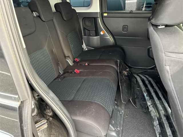 2021 Toyota Roomy カスタムG auction photo 7