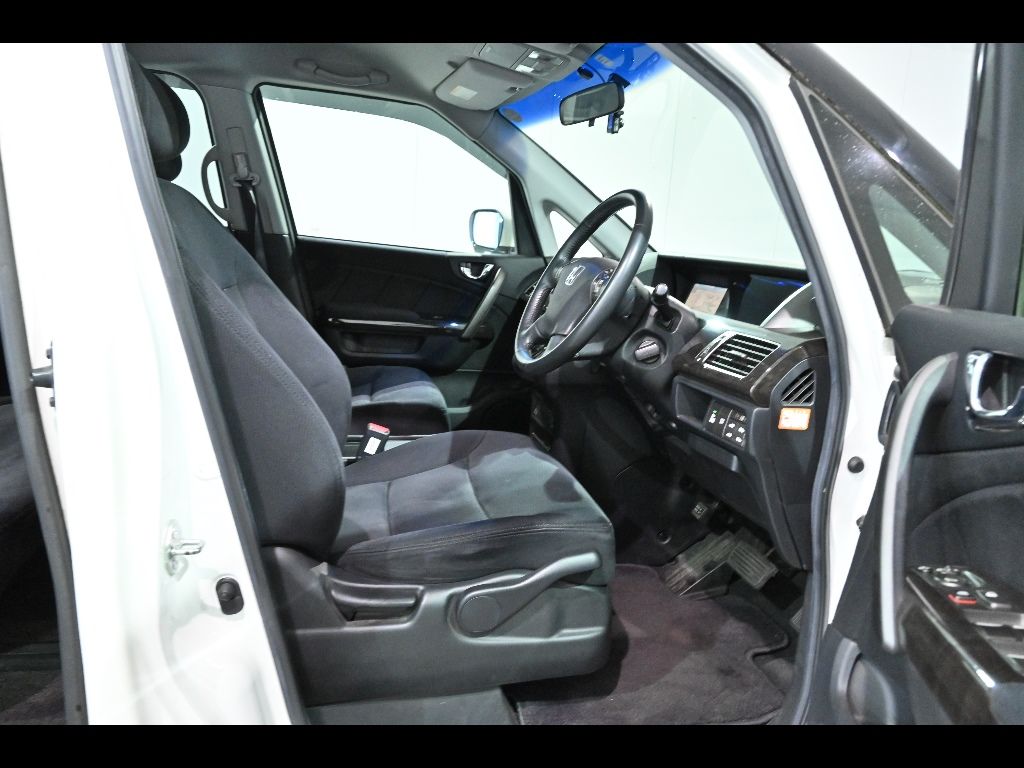2007 Honda エリシオン 4WD VG auction photo 6