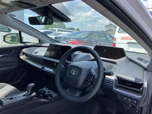 2025 Toyota Prius G auction photo 3