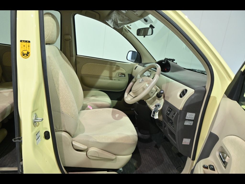 2007 Toyota Sienta G auction photo 6