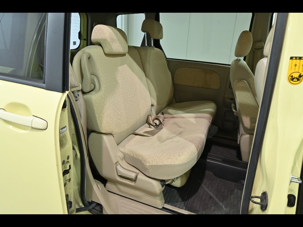 2007 Toyota Sienta G auction photo 7