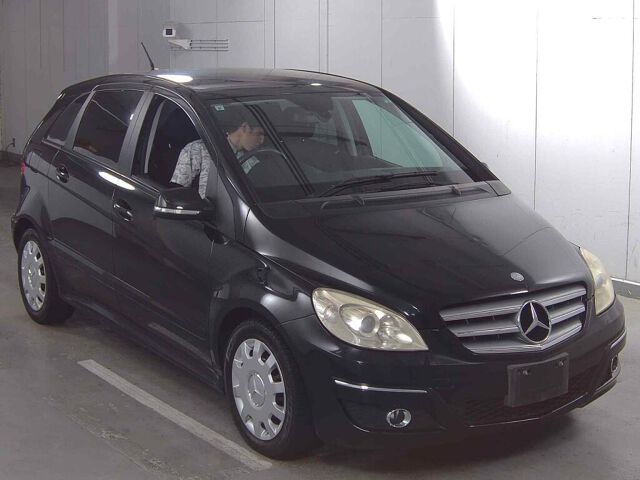 Japan Auction Vehicles 8 2009 Mercedes-Benz B-Class B170 auction photo