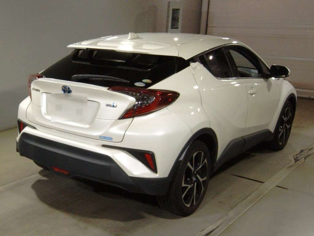 2018 Toyota C-HR G auction photo 2
