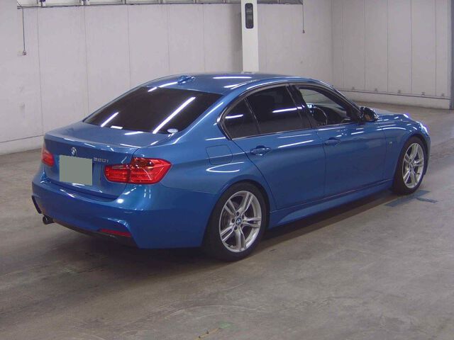 2015 BMW 3 Series 320i M Sport auction photo 5