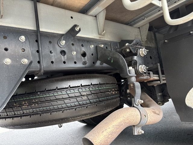 2021 Mitsubishi Fuso Canter Van auction photo 16