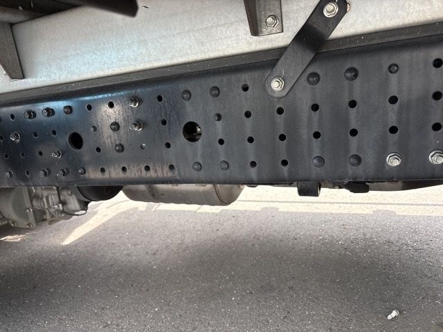 2021 Mitsubishi Fuso Canter Van auction photo 12