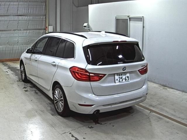 2018 BMW 2 Series 218dグランツアラー ラグジュアリー auction photo 2