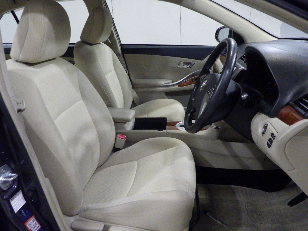 2013 Toyota Premio 1.5F L Package auction photo 6