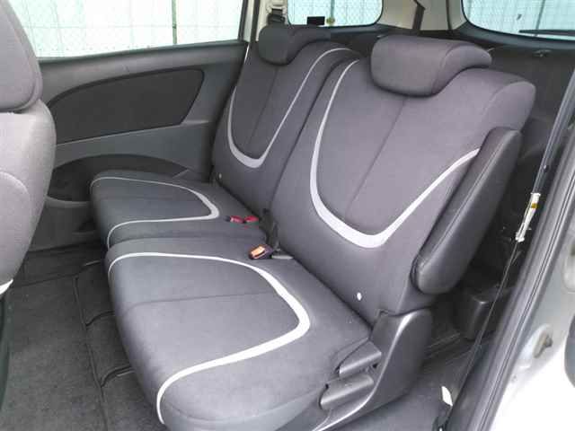 2009 Mazda ビアンテ 20S auction photo 9