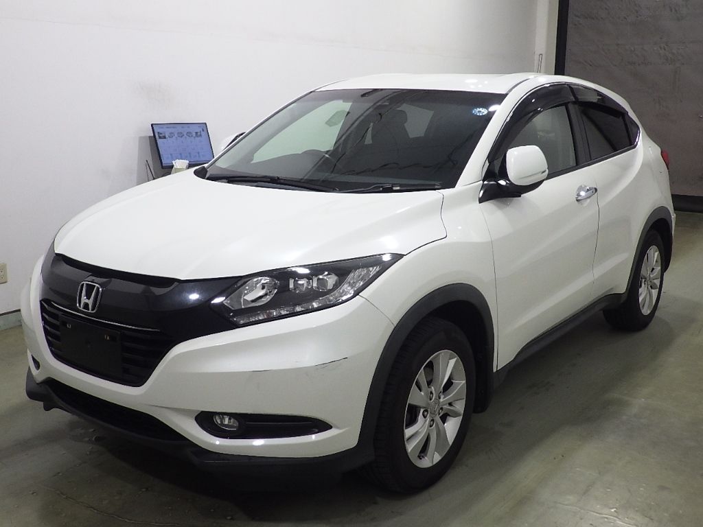 2017 Honda Vezel 4WD X Honda Sensing auction photo 4