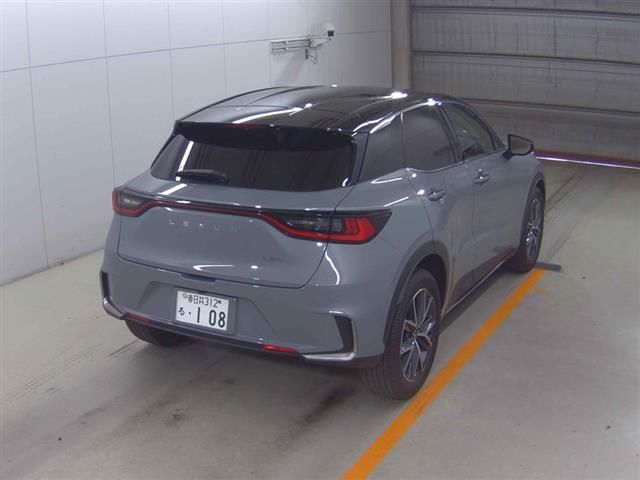 2024 Lexus cool auction photo 4