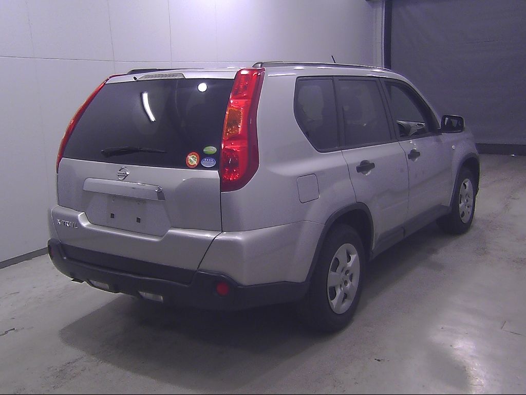 2009 Nissan X-Trail 20S auction photo 2