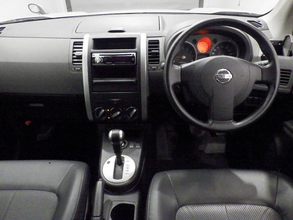 2009 Nissan X-Trail 20S auction photo 3
