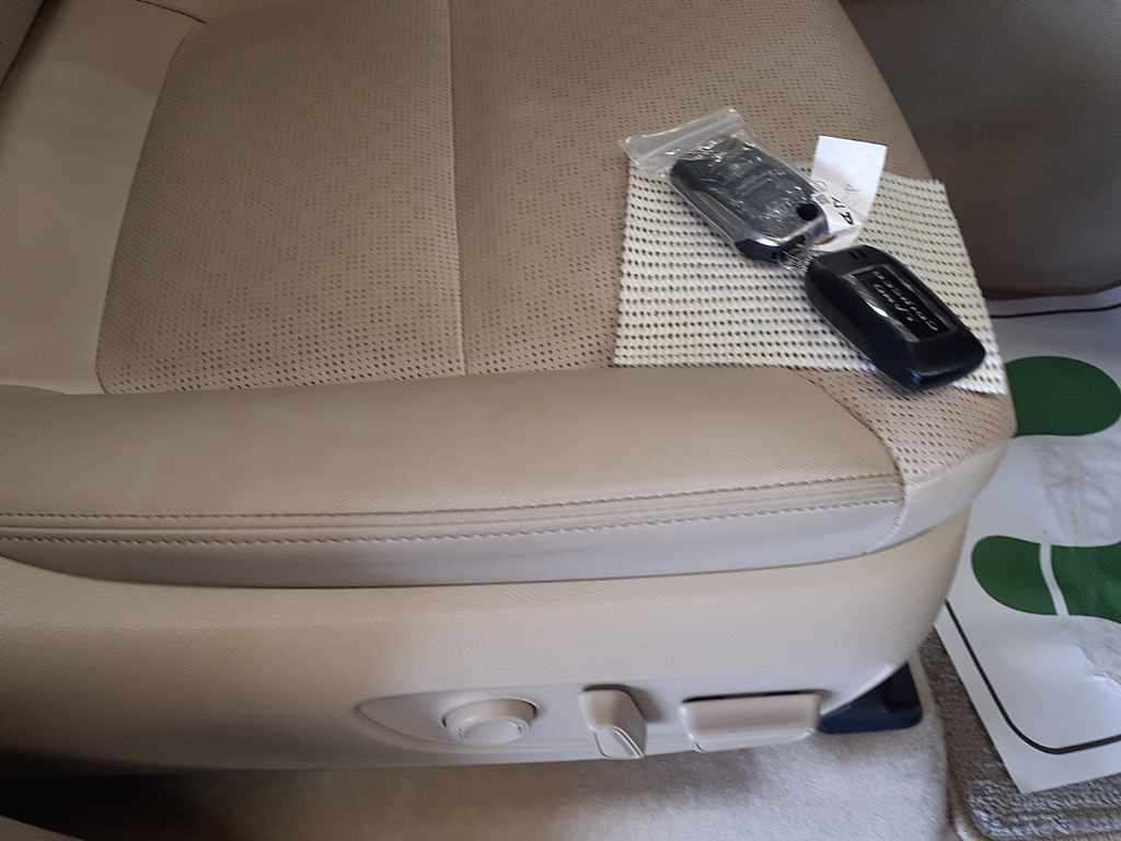 2024 Toyota Land Cruiser ZX 4WD auction photo 10