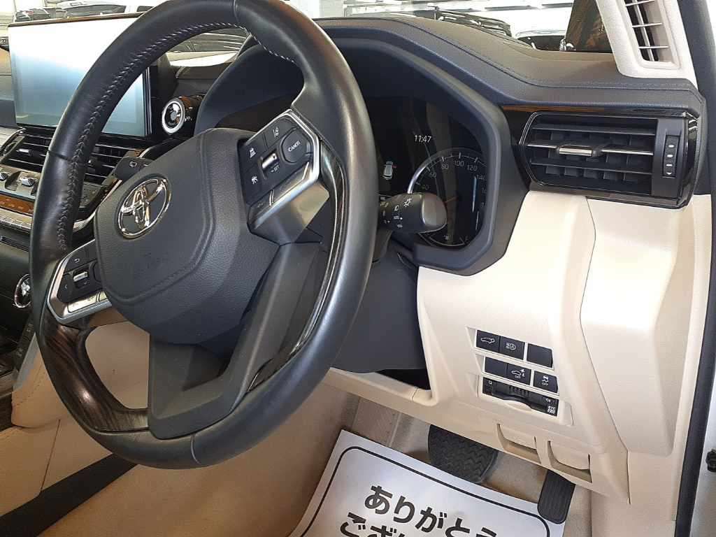 2024 Toyota Land Cruiser ZX 4WD auction photo 9