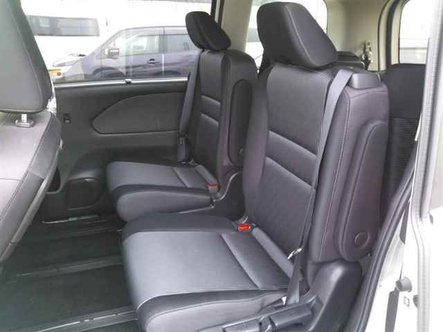 2021 Nissan Serena e-POWER Highway Star V auction photo 9