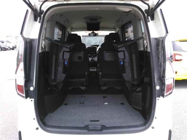 2021 Nissan Serena e-POWER Highway Star V auction photo 10