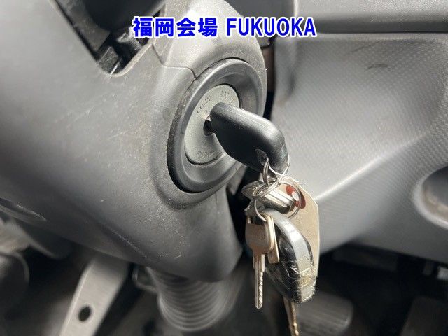 2012 Isuzu Forward アルミウイング auction photo 5