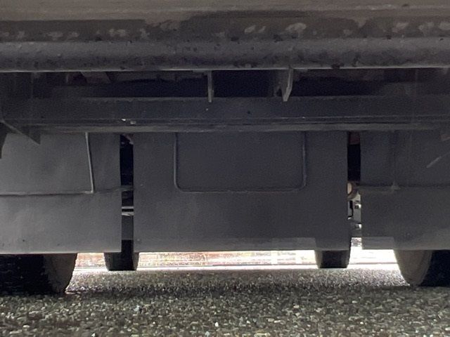 2012 Isuzu Forward アルミウイング auction photo 13