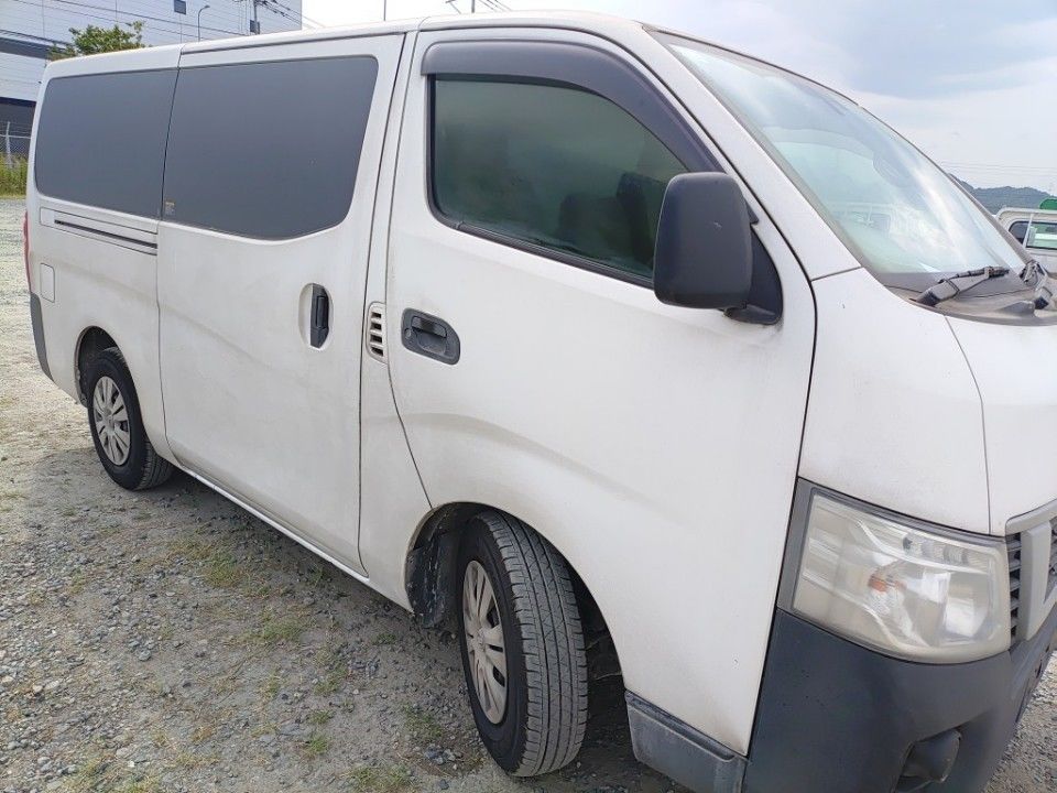 2020 Nissan NV350 Caravan auction photo 25