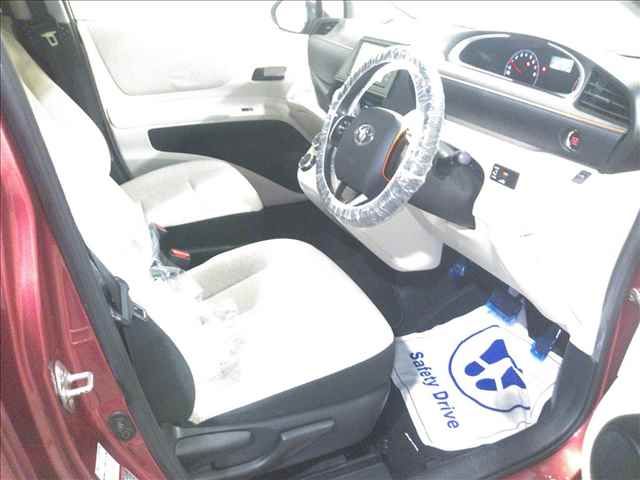 2016 Toyota Sienta X auction photo 4