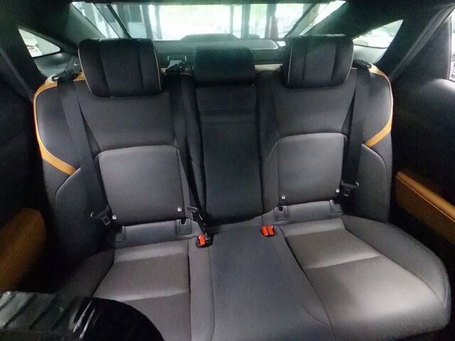2022 Toyota Crown Crossover RSアドバンスド 4WD auction photo 6