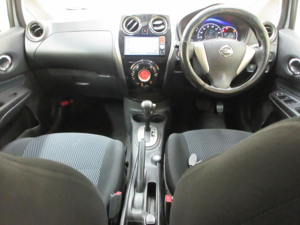 2015 Nissan ノート HB X DIG-S Vセレクション+セーフティ auction photo 3