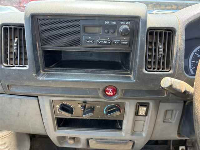 2010 Nissan クリッパートラック 4WD DX 4WD auction photo 6