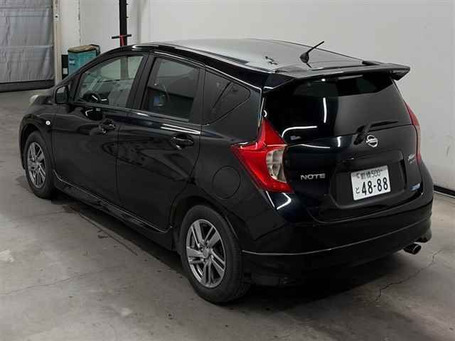 2013 Nissan Note ライダー・X DIG-S auction photo 2