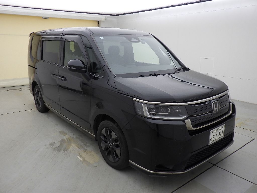 2022 Honda Stepwgn 4WD 7 Japan auction vehicle