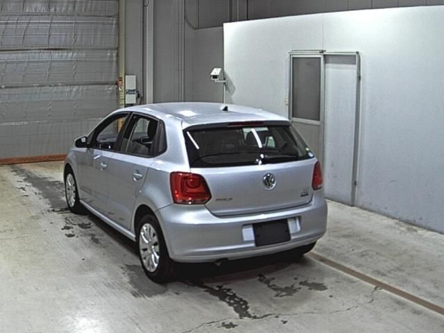 2014 Volkswagen ポロ TSIコンフォートラインBMT auction photo 2