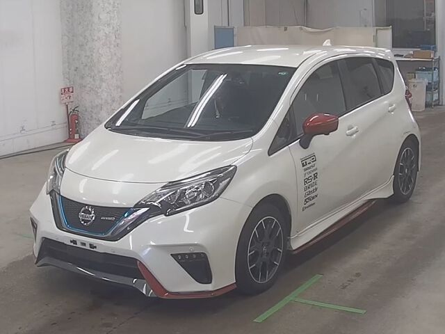 2017 Nissan Note Eパワーニスモ auction photo 4