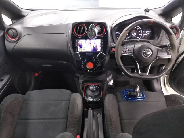 2017 Nissan Note Eパワーニスモ auction photo 3