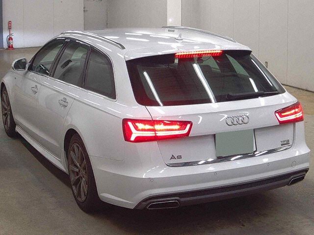 2017 Audi A6 Avant 2.0TFSIクワトSライ 4WD auction photo 2