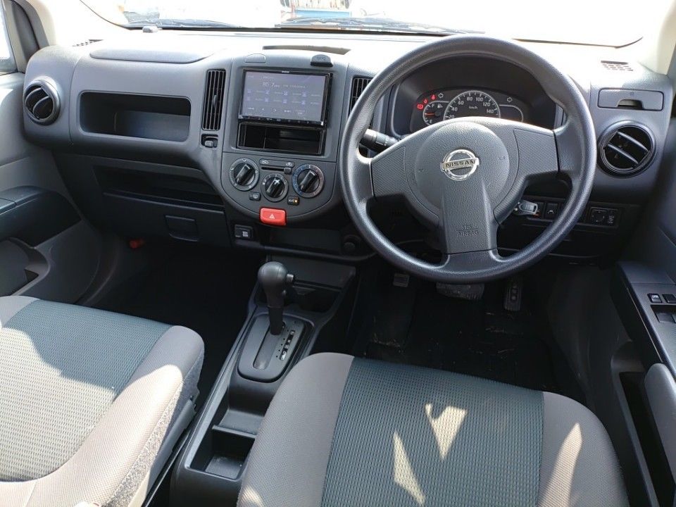 2018 Nissan NV150 AD auction photo 3