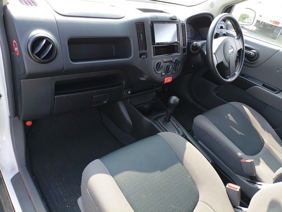 2018 Nissan NV150 AD auction photo 16