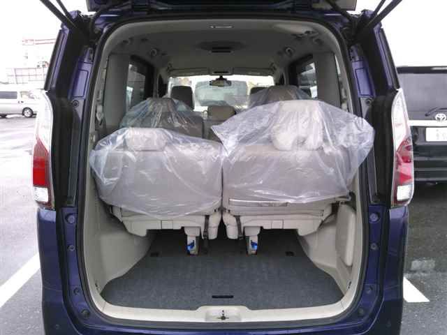 2021 Nissan Serena XV auction photo 10