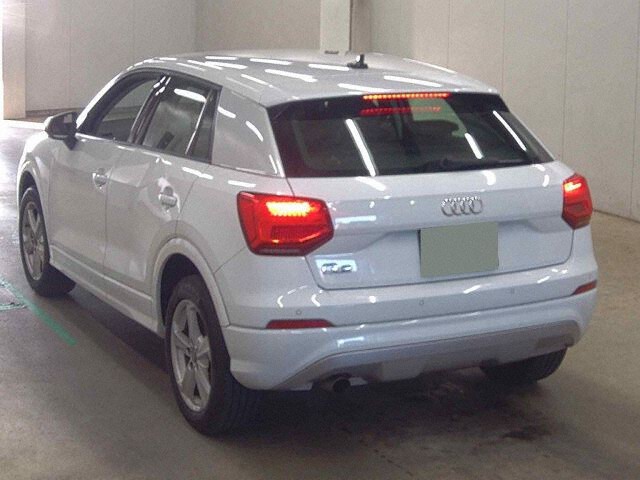2019 Audi Q2 30TFSIスポーツ auction photo 2