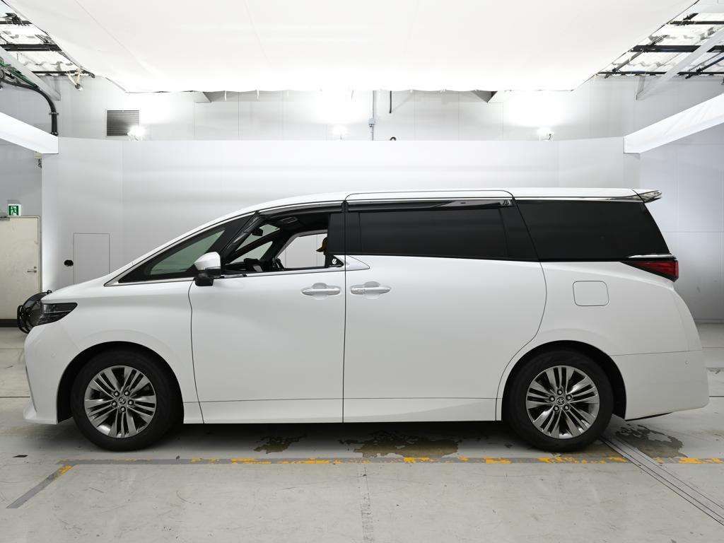 2023 Toyota Alphard Z auction photo 4