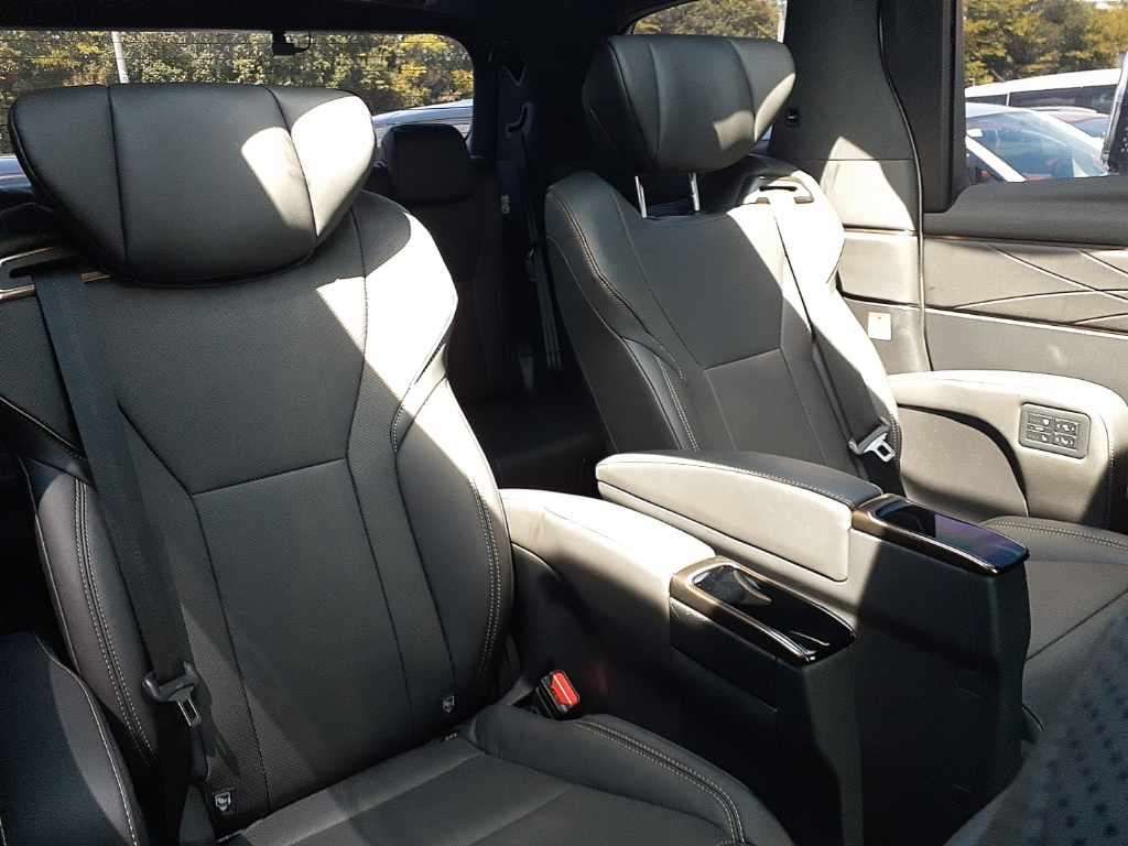 2023 Toyota Alphard Z auction photo 11