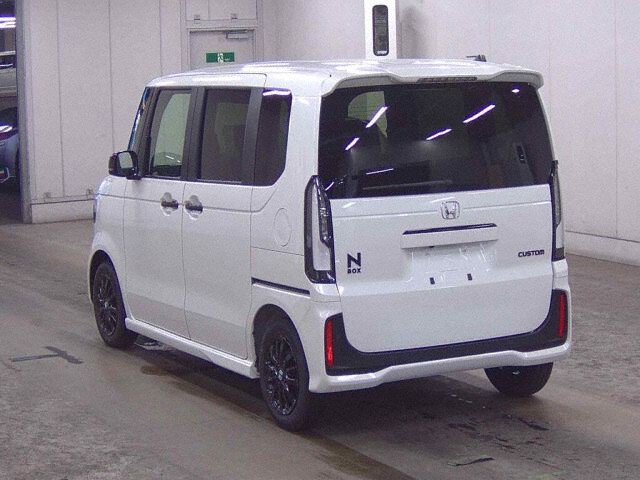 2026 Honda N-BOX Black Style auction photo 2