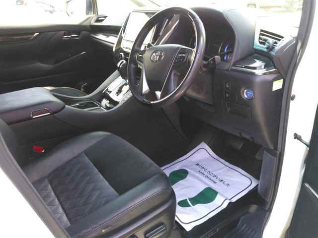 2015 Toyota Alphard 4WD Hybrid SR auction photo 3