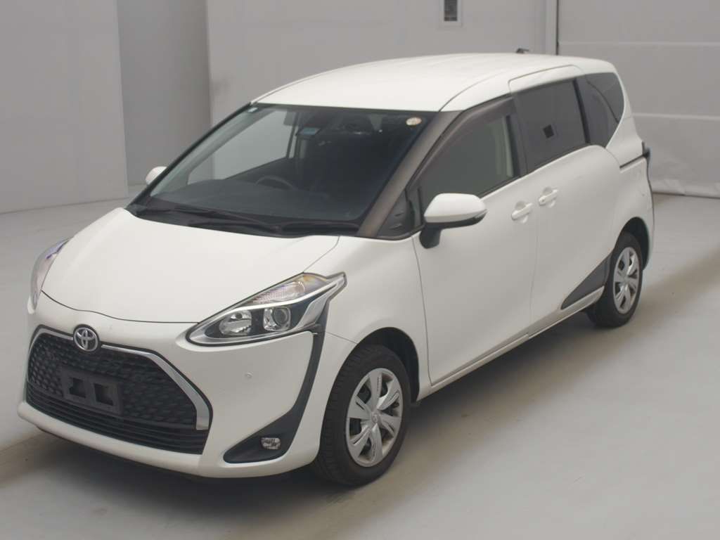 2021 Toyota Sienta X 4WD Japan auction vehicle