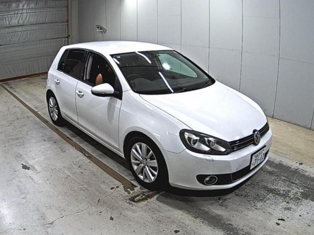 Japan Auction Vehicles 5 2012 Volkswagen ゴルフ TSI Comfortline Premium Edition auction photo