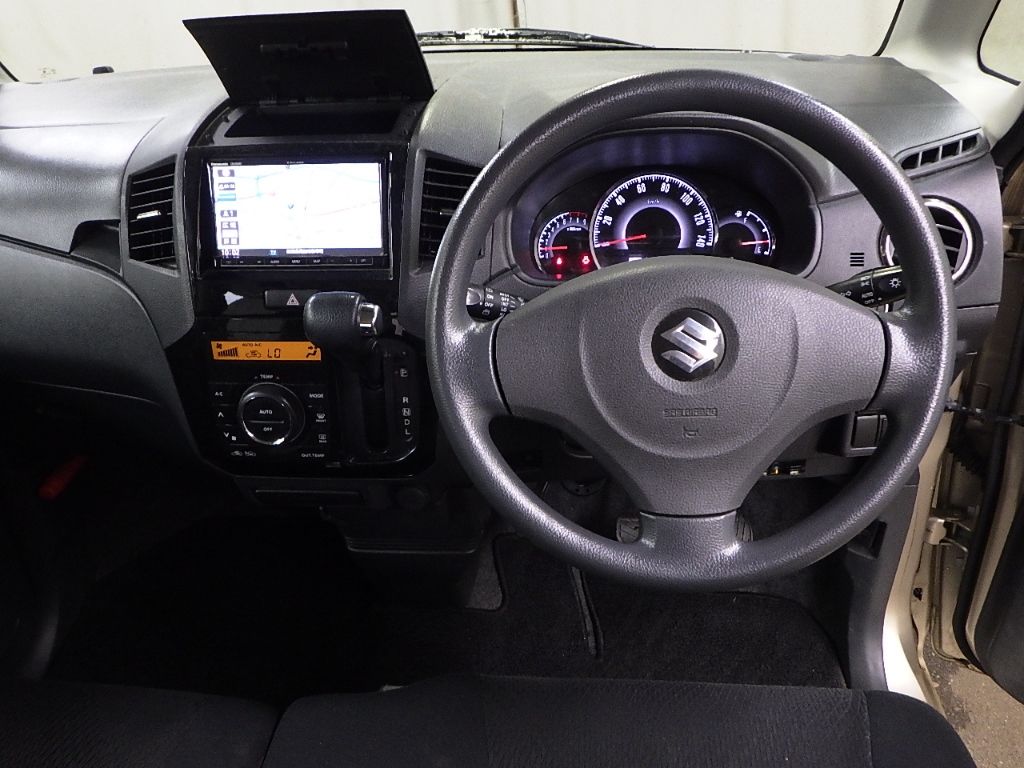 2012 Suzuki パレット SW XS auction photo 3