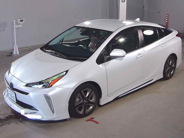 2021 Toyota Prius Sツーリングセレクション auction photo 4
