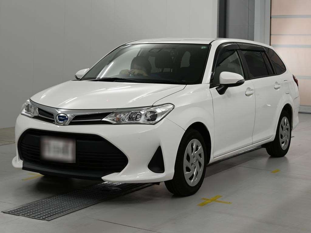Japan Auction Vehicles 14 2021 Toyota Corolla Fielder ハイブリッド EX auction photo